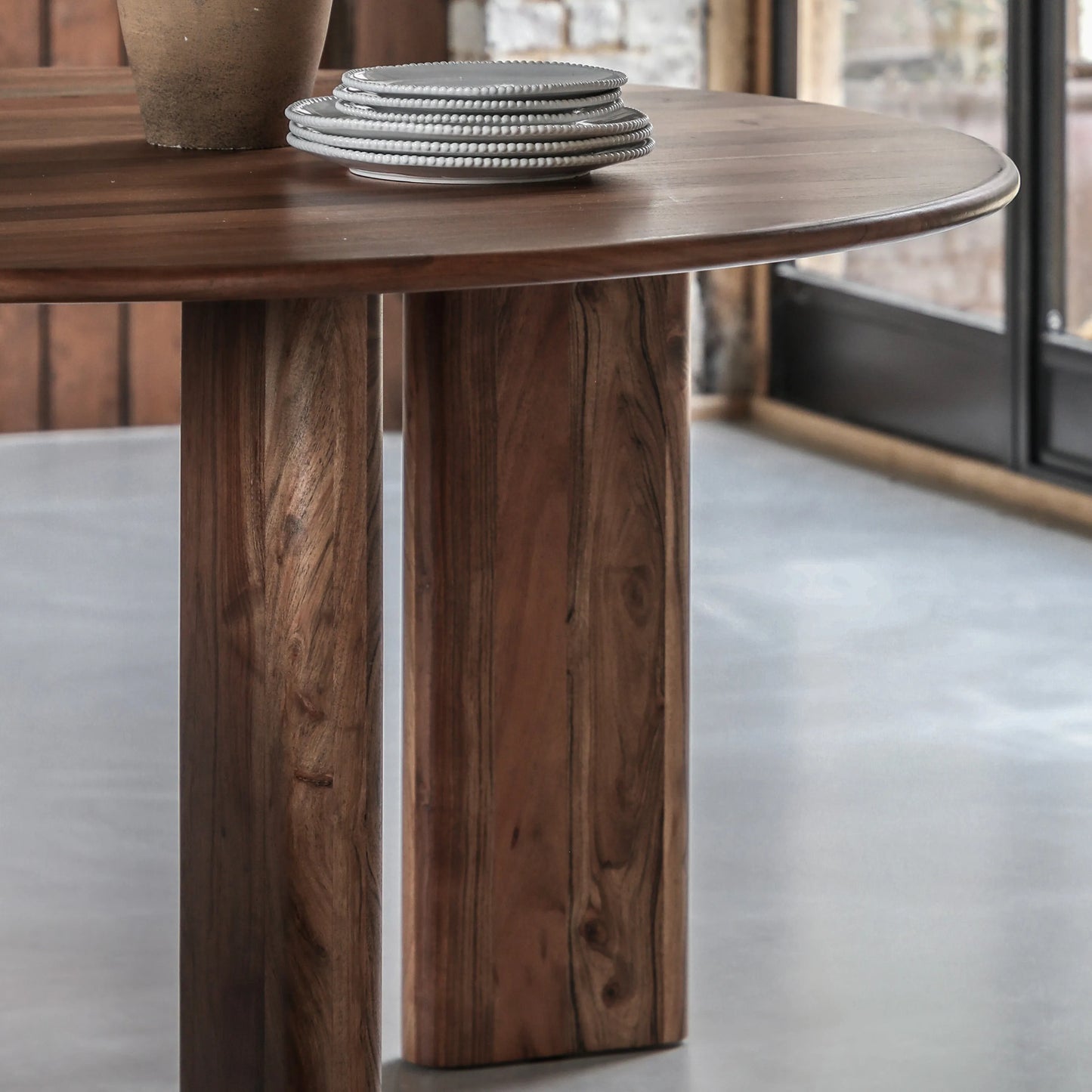 Gallery Direct Borden Round Dining Table