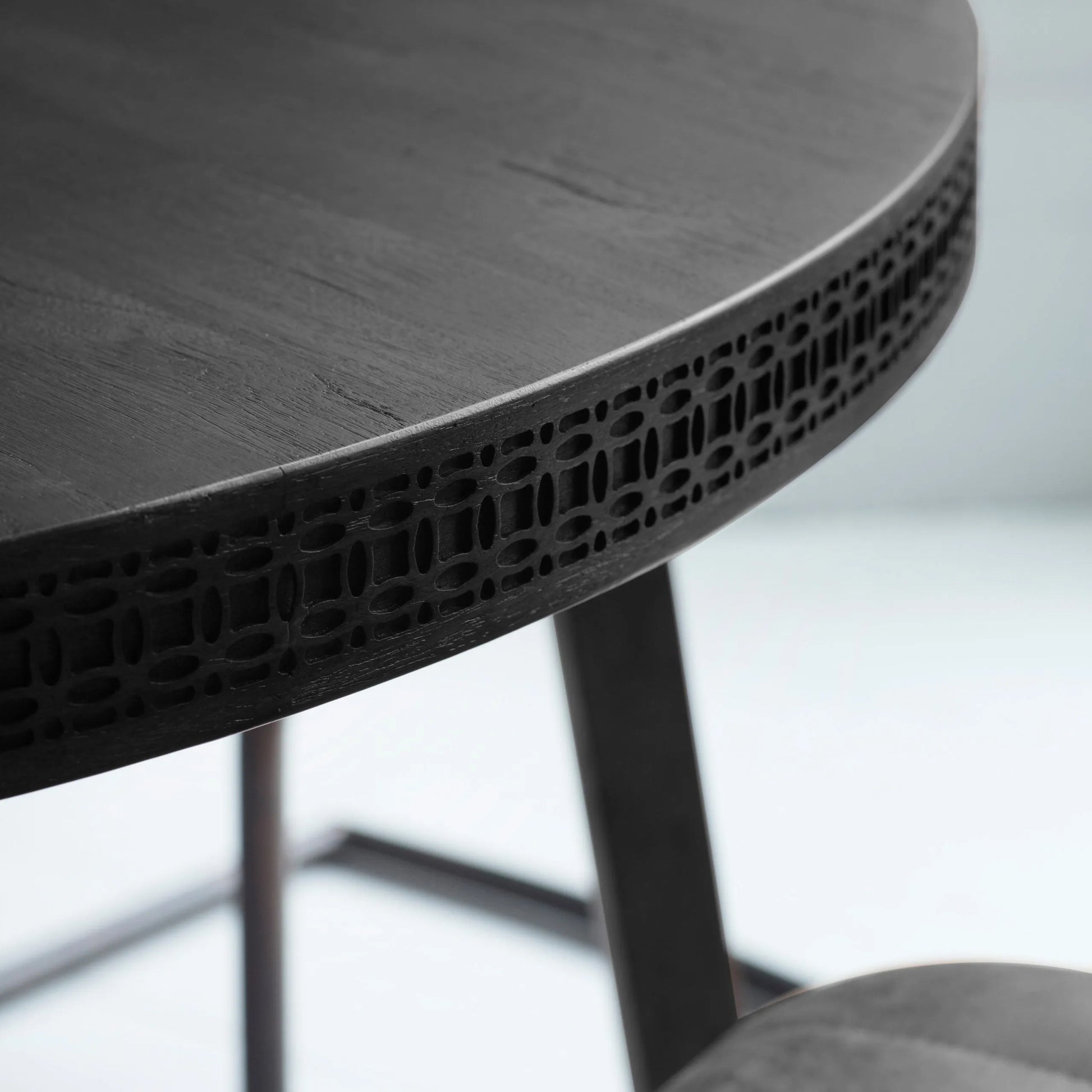 Boho Boutique Round Dining Table